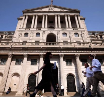 Bank of England Cuts Interest Rate to 4%