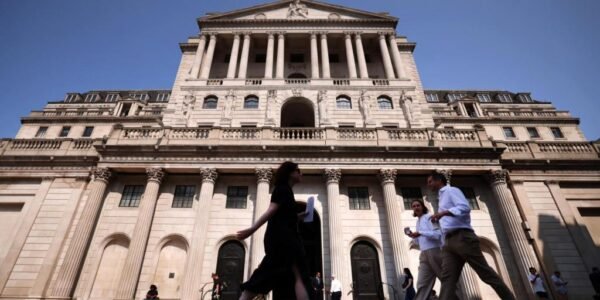 Bank of England Cuts Interest Rate to 4%