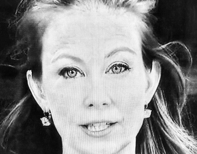 Molly Line Net Worth