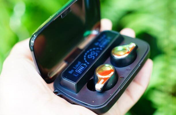 RS 119 Wireless Earbuds