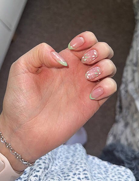 Summer Nails 2025 in UK