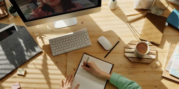 Detect all data about Learn 2 Earn Company in London